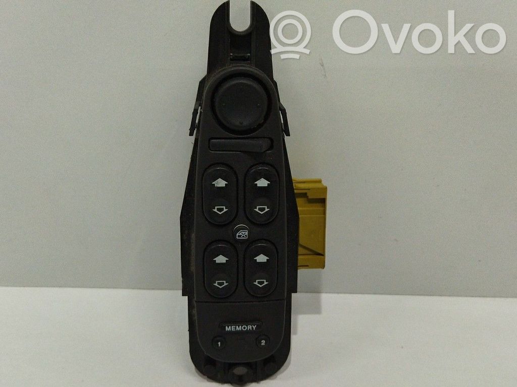 Electric window control switch   2R8314540BD