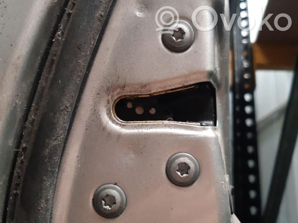 Toyota Corolla Verso E121 Rear door 
