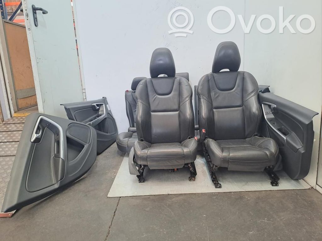 Seat set