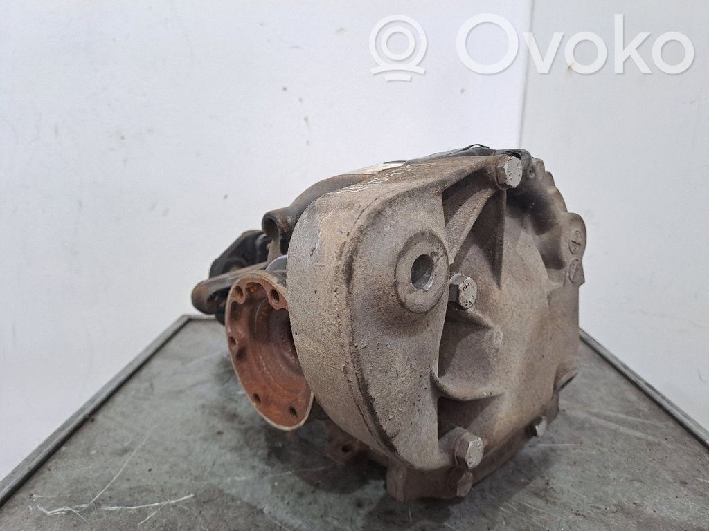 Rear differential   756616902