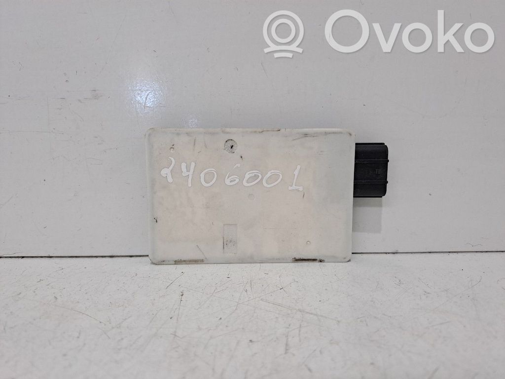 Sonstige Steuergeräte / Module   50538672,633633000D