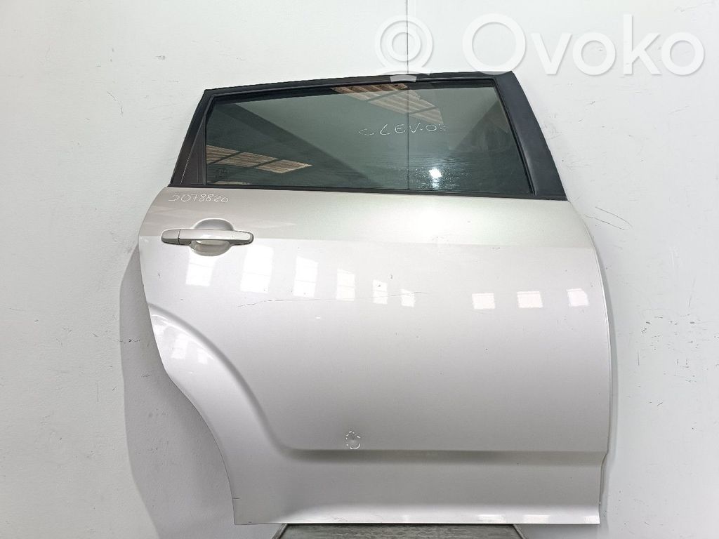 Rear door