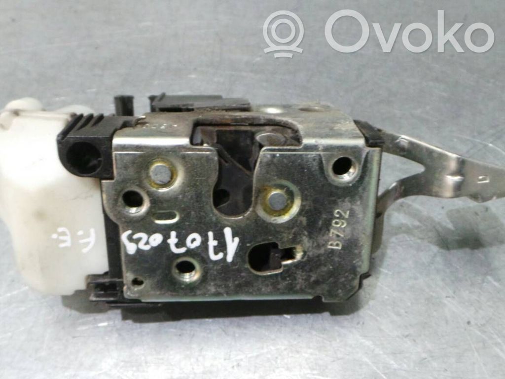 Front door lock   1707029