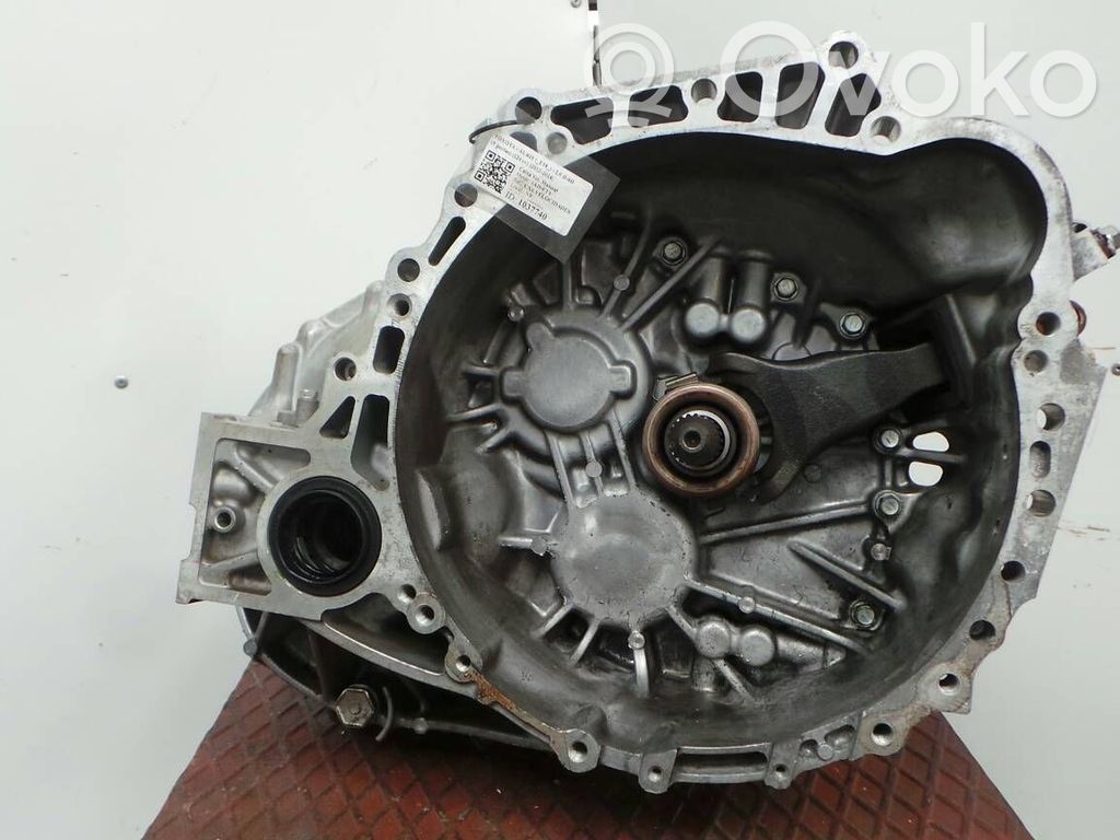 Toyota Auris E180 Manual 5 speed gearbox 