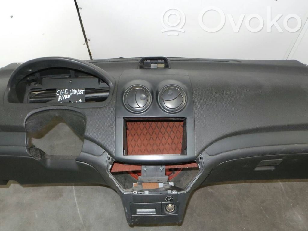 Chevrolet Aveo Dashboard 