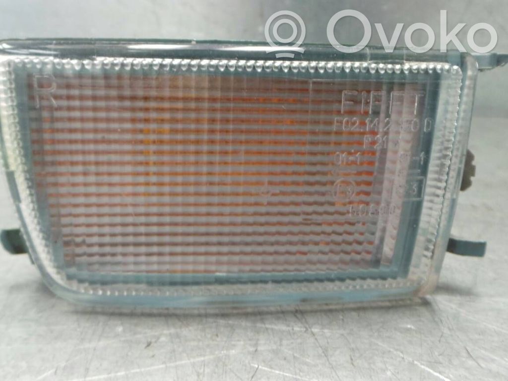 Volkswagen Golf III Front bumper turn signal 