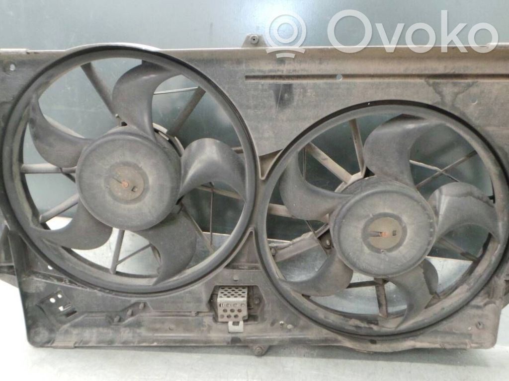 Ford Focus Elektrinis radiatorių ventiliatorius 