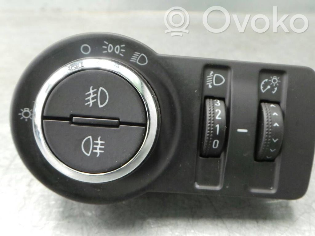 Opel Astra J Sonstige Schalter / Griffe / Umschalter 