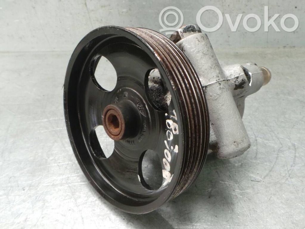 Renault Laguna II Power steering pump 