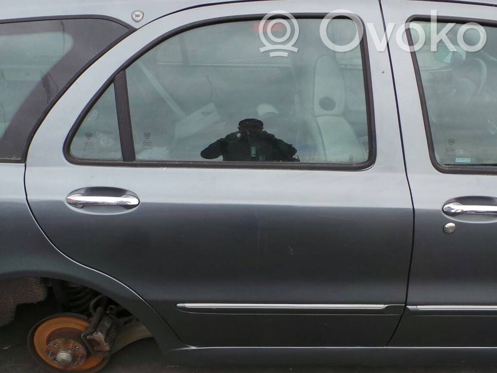 Lancia Lybra Rear door 
