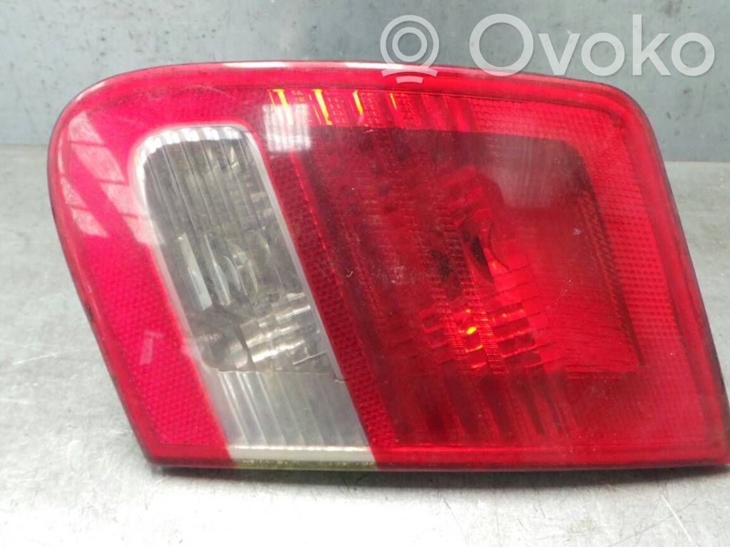 Saab 9-3 Ver2 Galinis žibintas dangtyje 