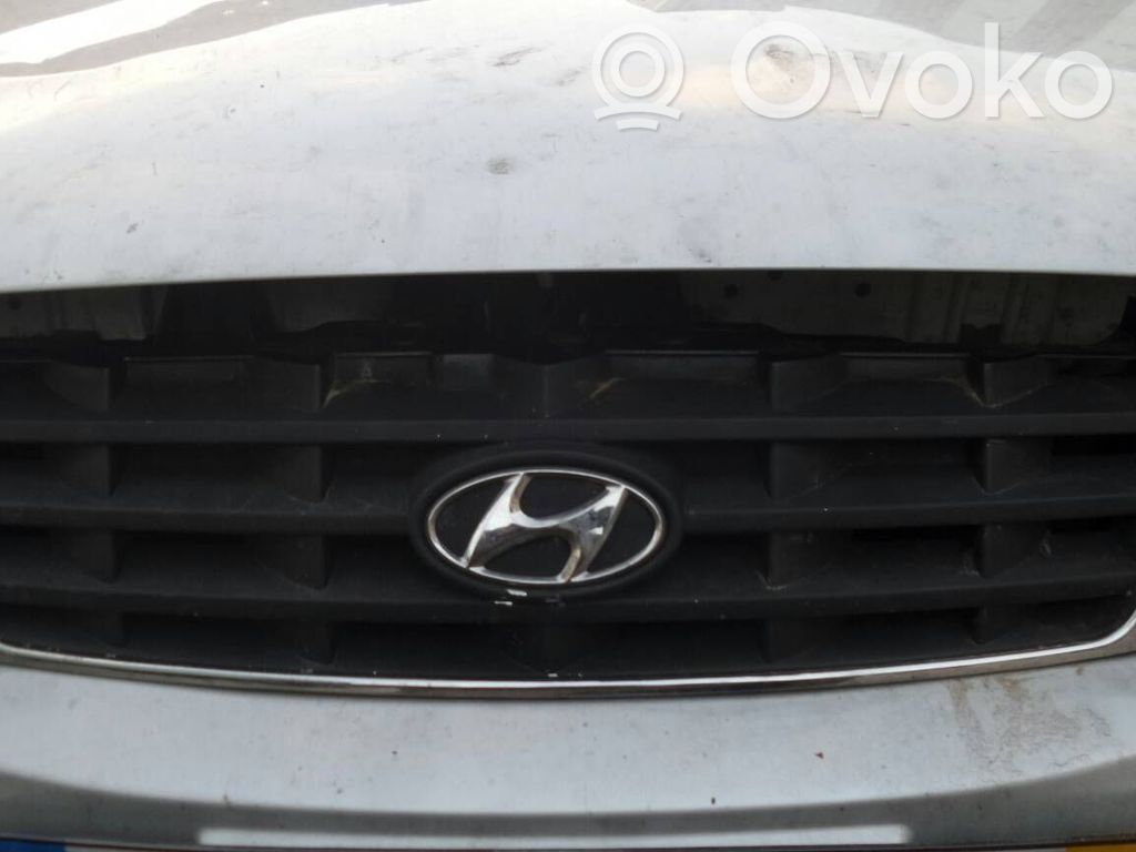 Hyundai Accent Priekšējais režģis 