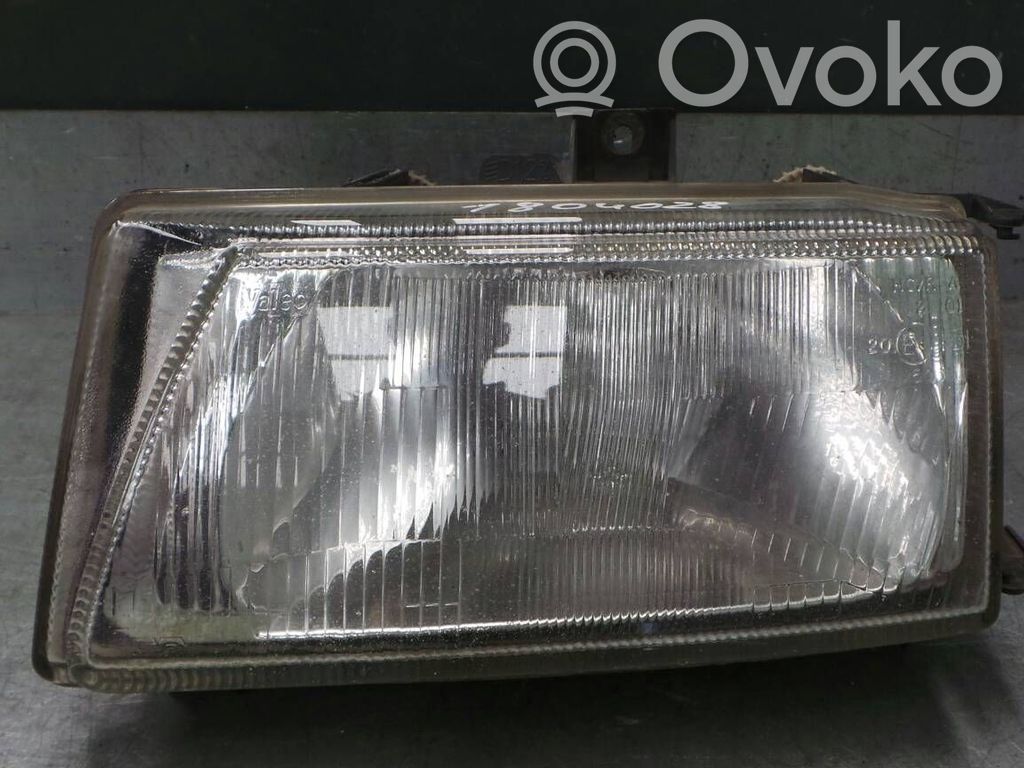 Seat Cordoba (6K) Lampa przednia 