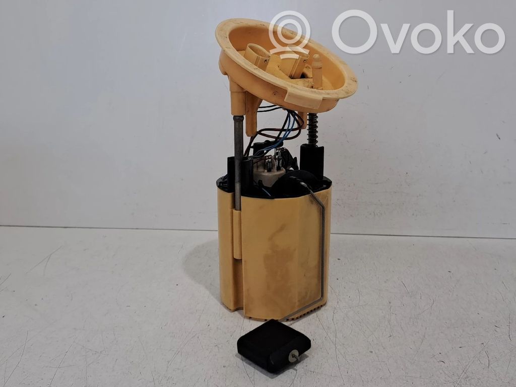 Pompe à carburant   6763886,A2C53025282