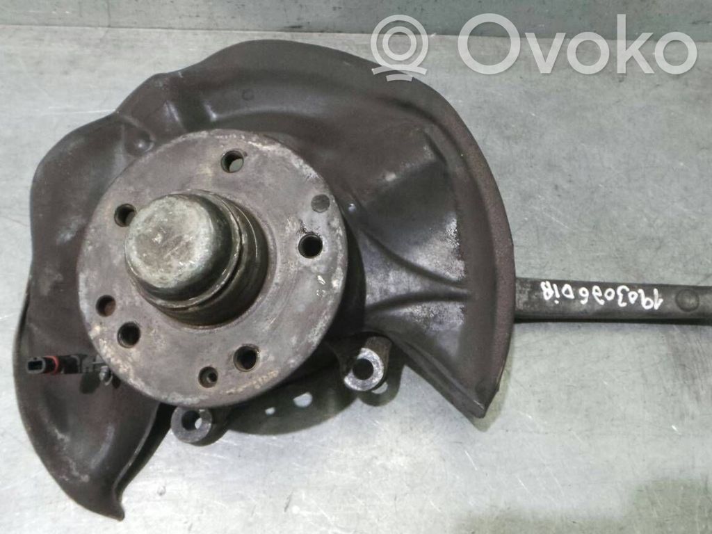 Mercedes-Benz E W210 Front wheel hub spindle knuckle 