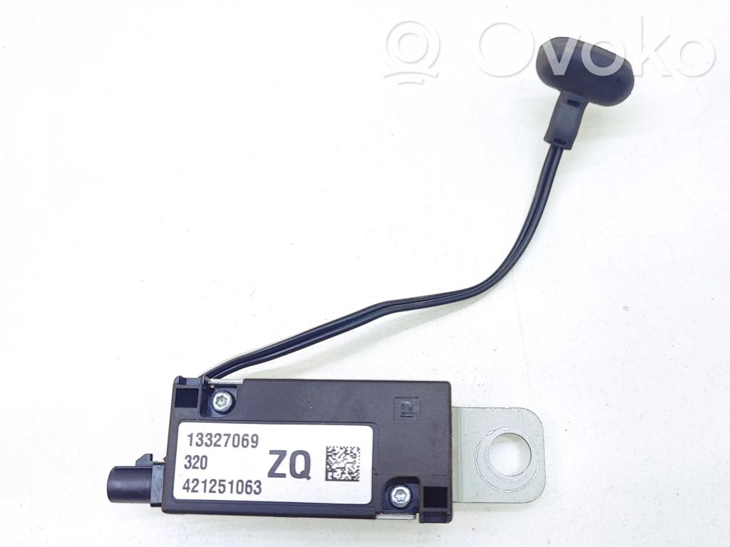 Opel Insignia A Amplificator antenă aeriană 