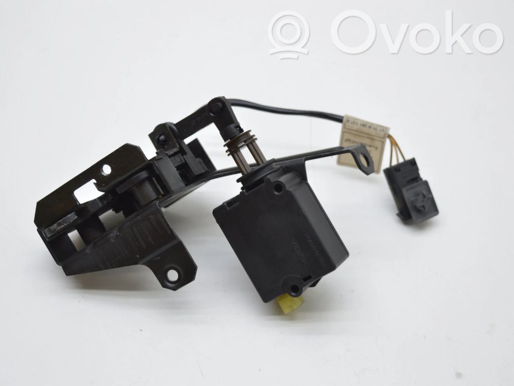 BMW 5 E39 Tailgate/trunk/boot lock/catch/latch 