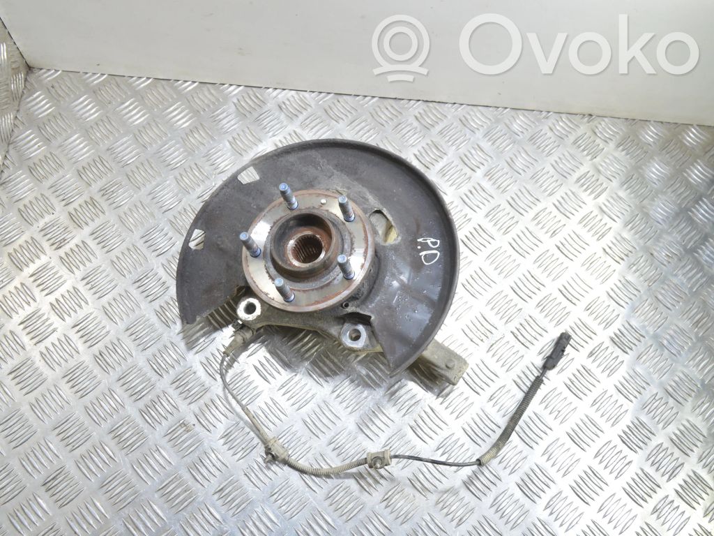 Opel Astra J Front wheel hub 