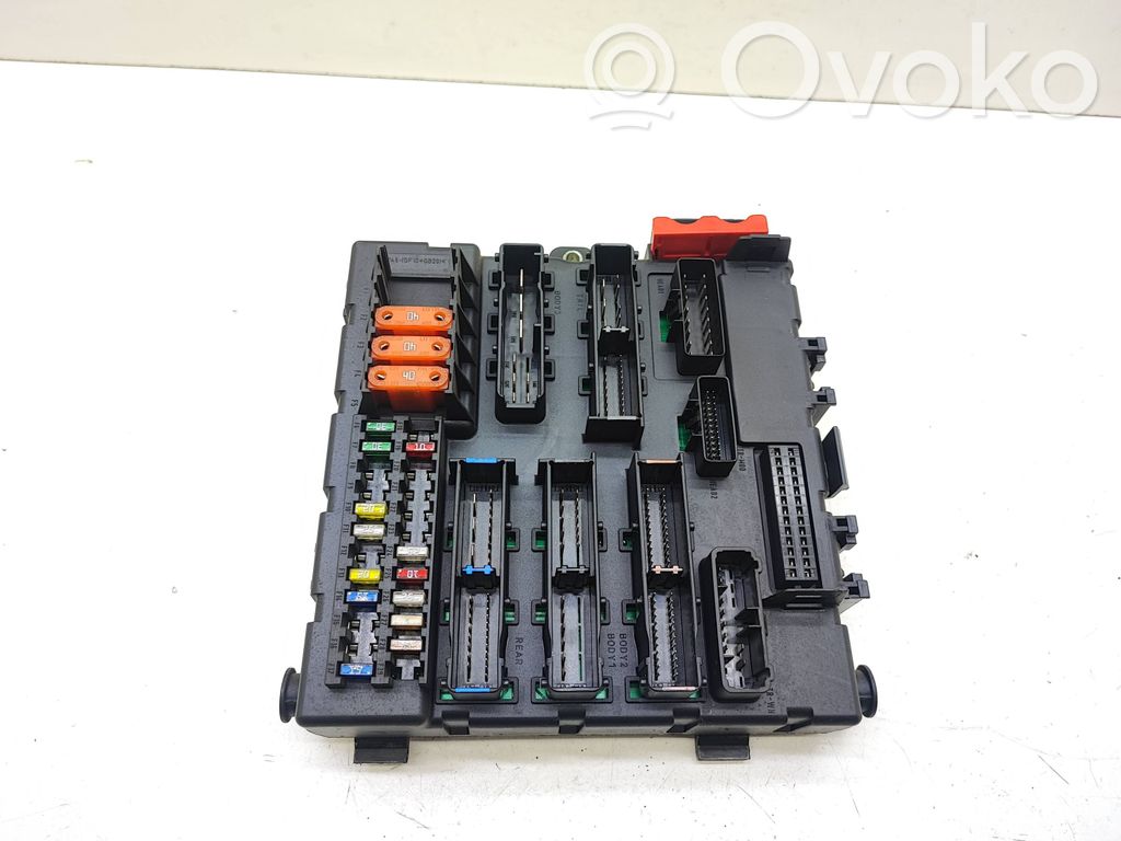 Opel Vectra C Módulo de fusible 