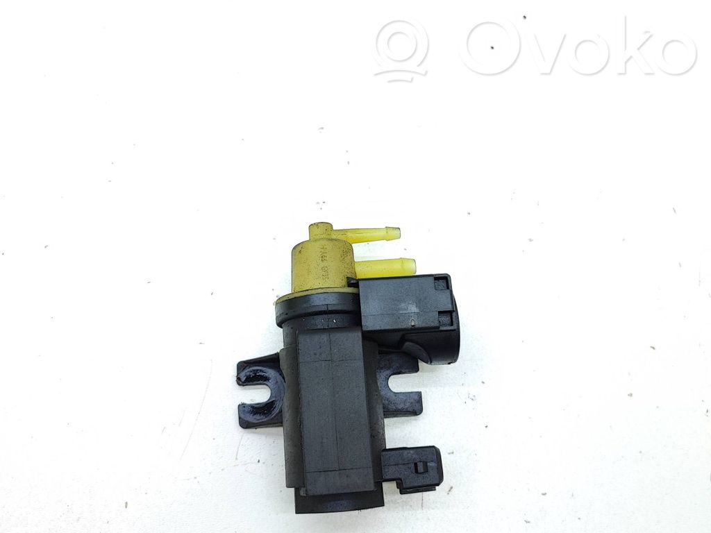 Opel Astra J Turbo solenoid valve 