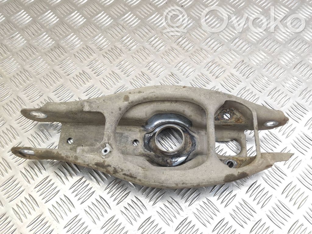 Rear upper control arm/wishbone