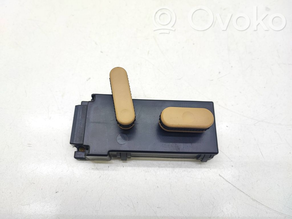 Opel Signum Seat control switch 