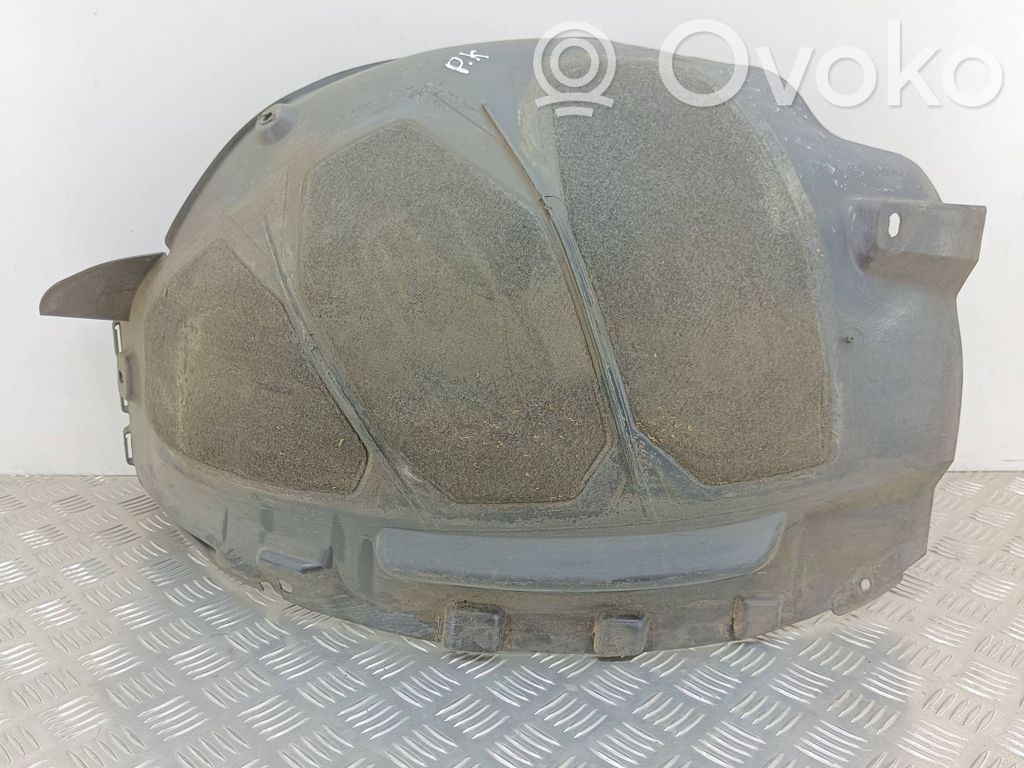 Opel Zafira C Nadkole przednie 