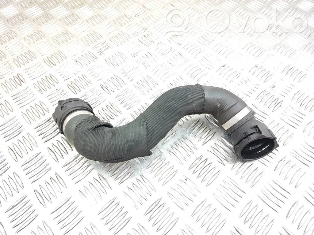 BMW 1 E81 E87 Engine coolant pipe/hose 