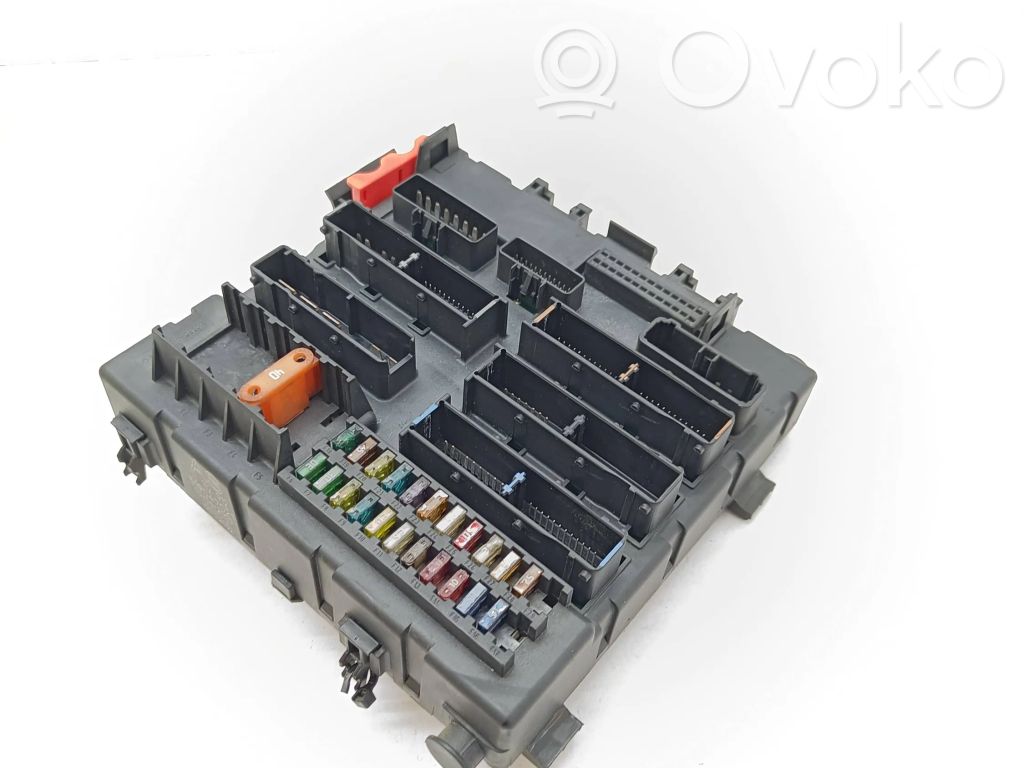 Opel Vectra C Fuse module 