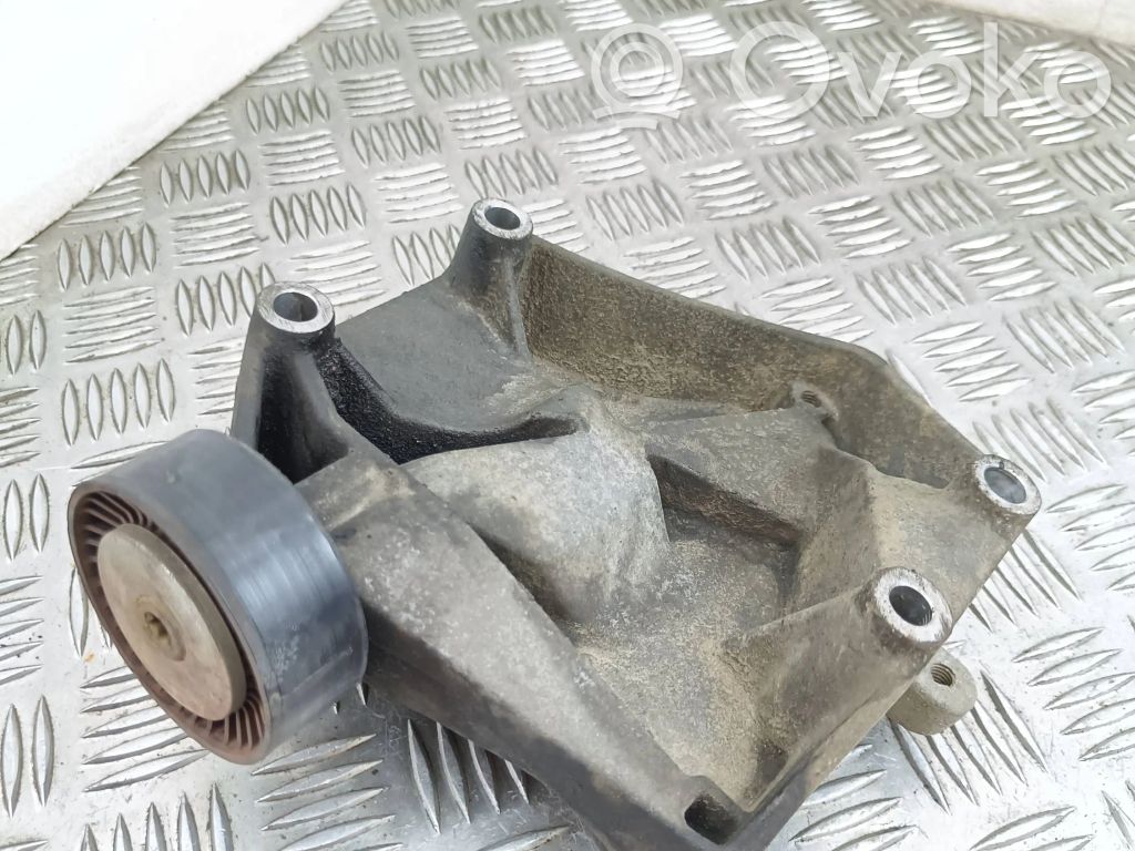 Opel Signum A/C compressor mount bracket 