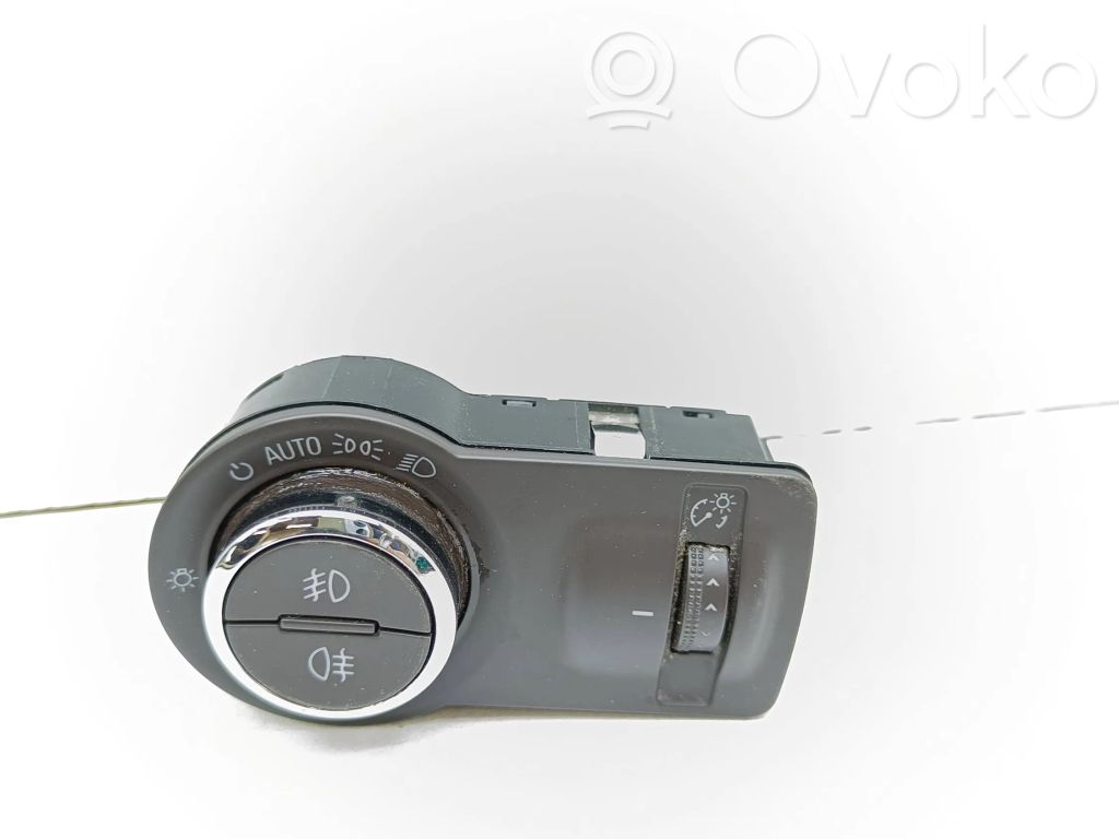 Opel Insignia A Light switch 