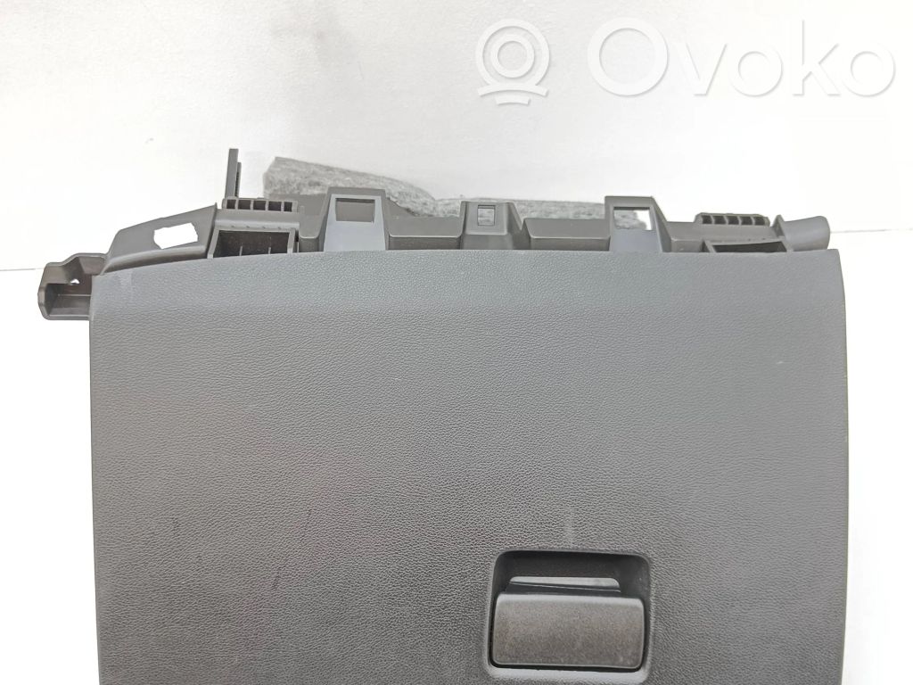 Opel Astra J Juego guantera 