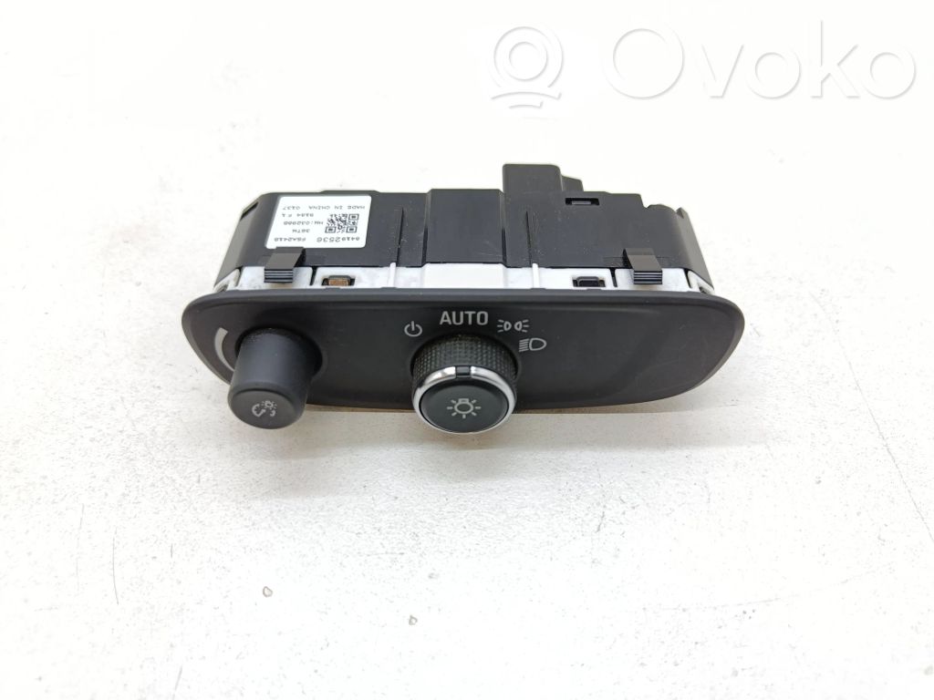 Opel Mokka X Light switch 