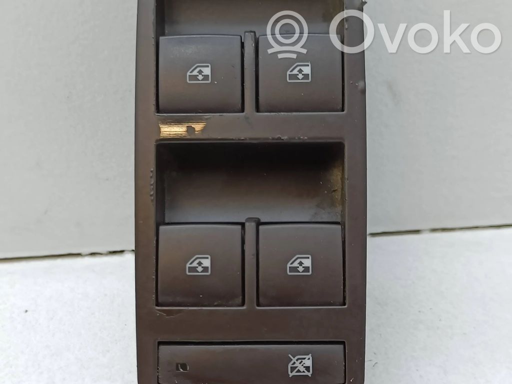 Opel Insignia A Electric window control switch 