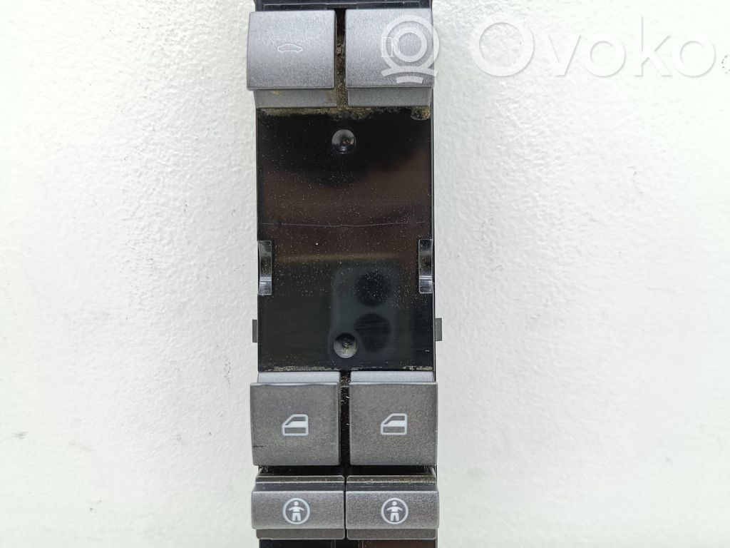 Volkswagen Phaeton Electric window control switch 