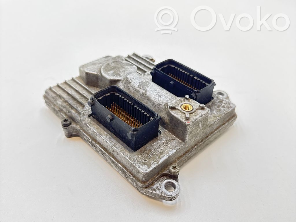 Opel Vectra C Engine control unit/module 