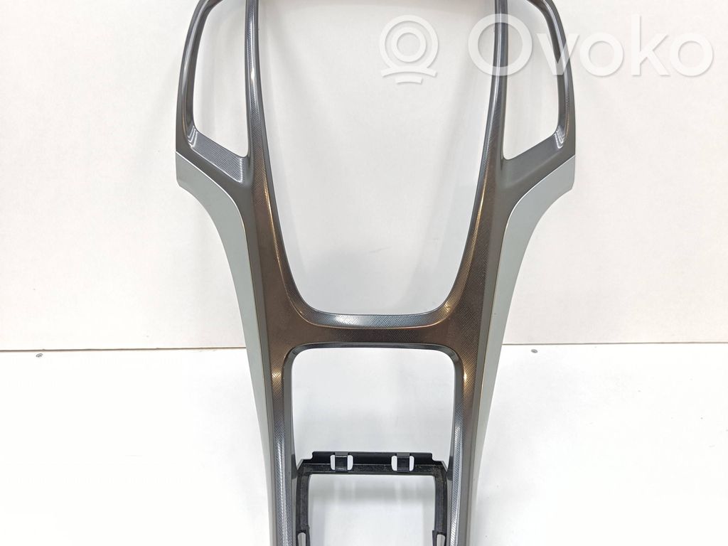 Opel Insignia A Radio/GPS head unit trim 