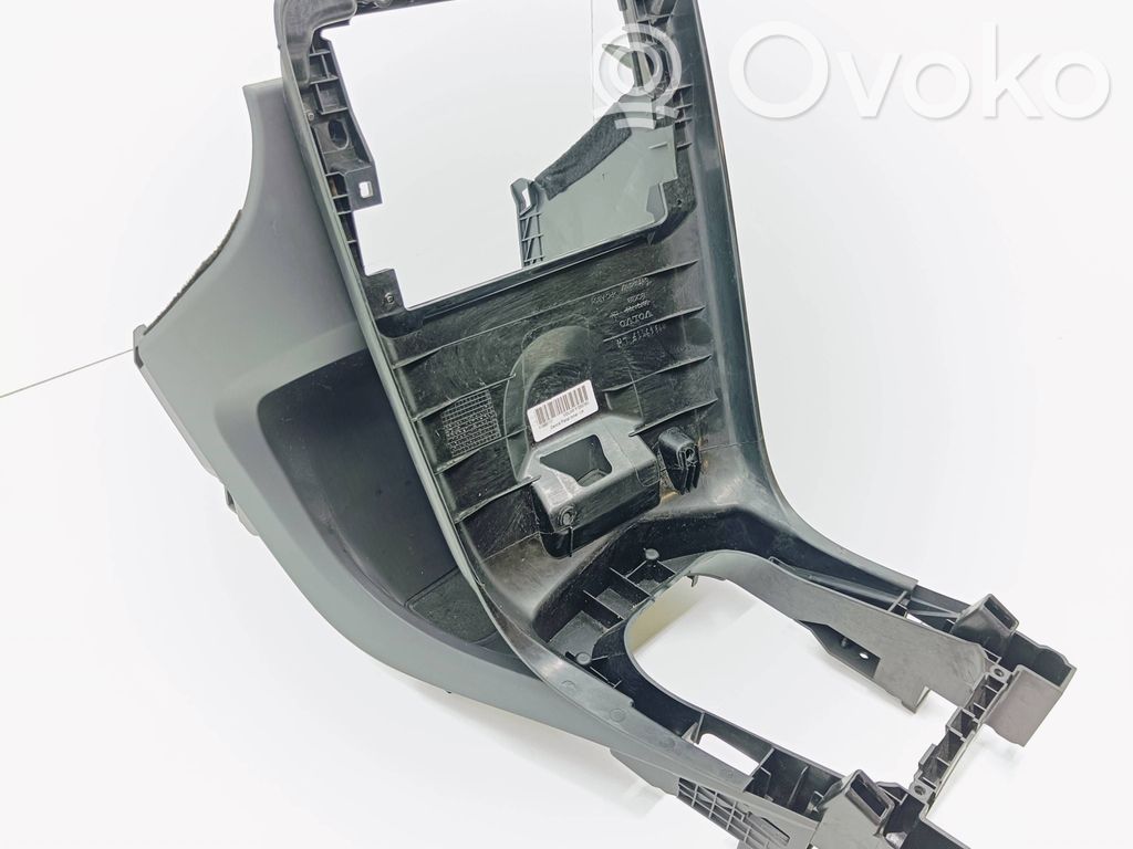 Volvo S60 Center console 