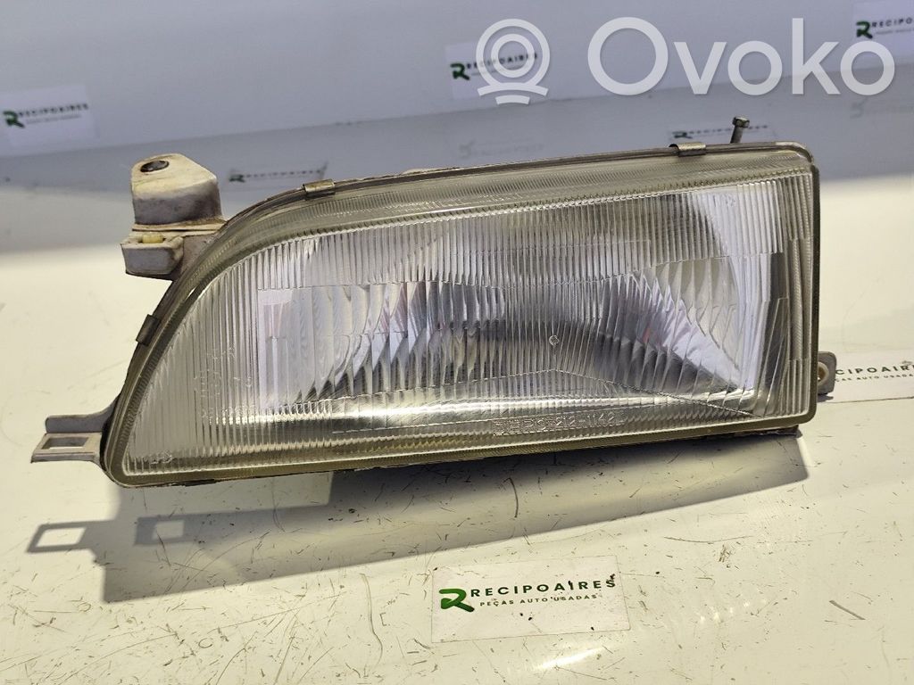 Toyota Corolla E110 Headlight/headlamp 