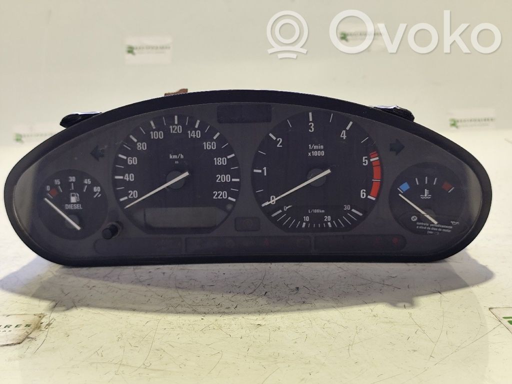 Geschwindigkeitsmesser Cockpit   62118361210,088,110008463