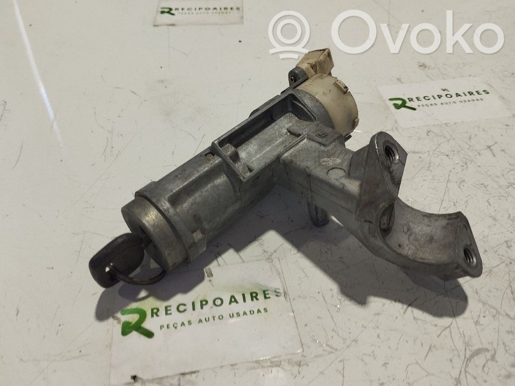 Toyota Starlet (P90) V Buton pornire/oprire motor 