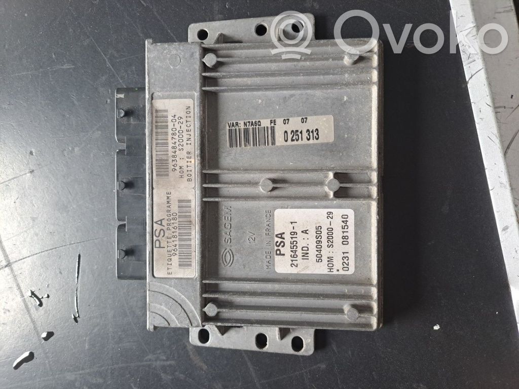 Citroen C4 I Engine control unit/module 