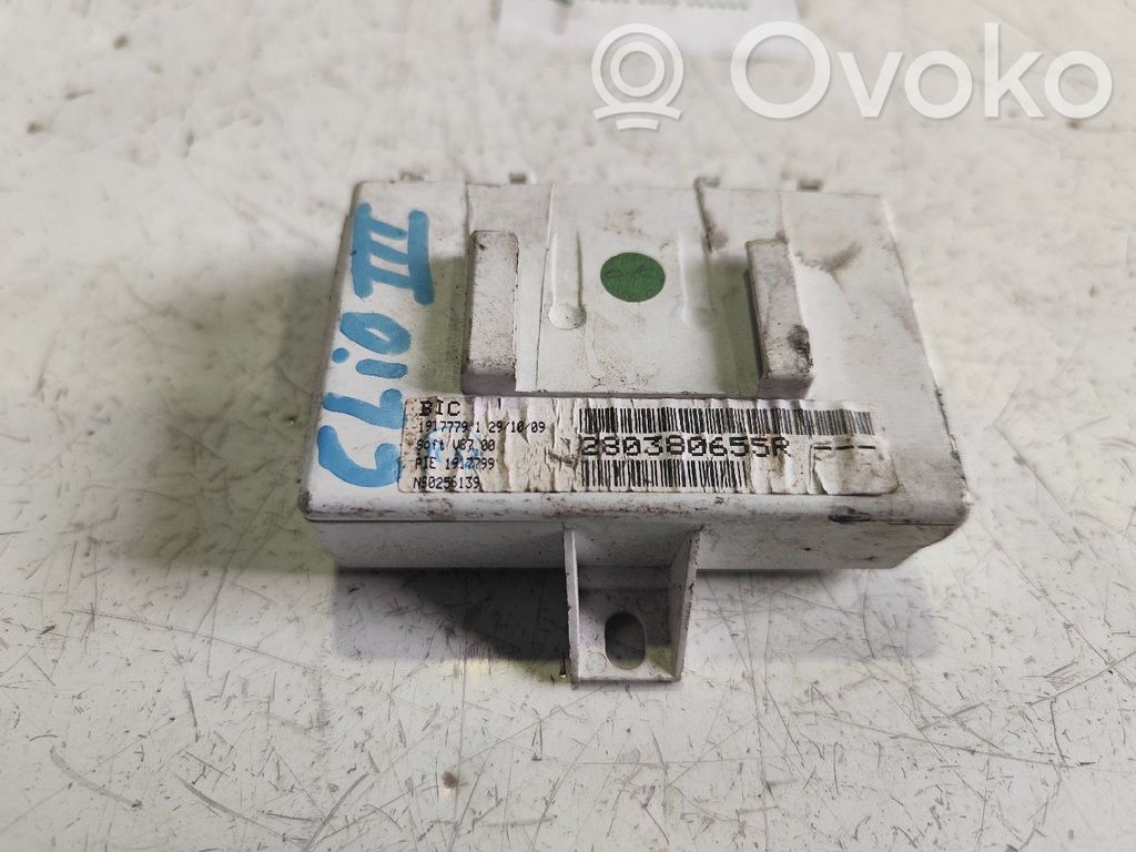 Renault Clio III Módulo de confort/conveniencia 
