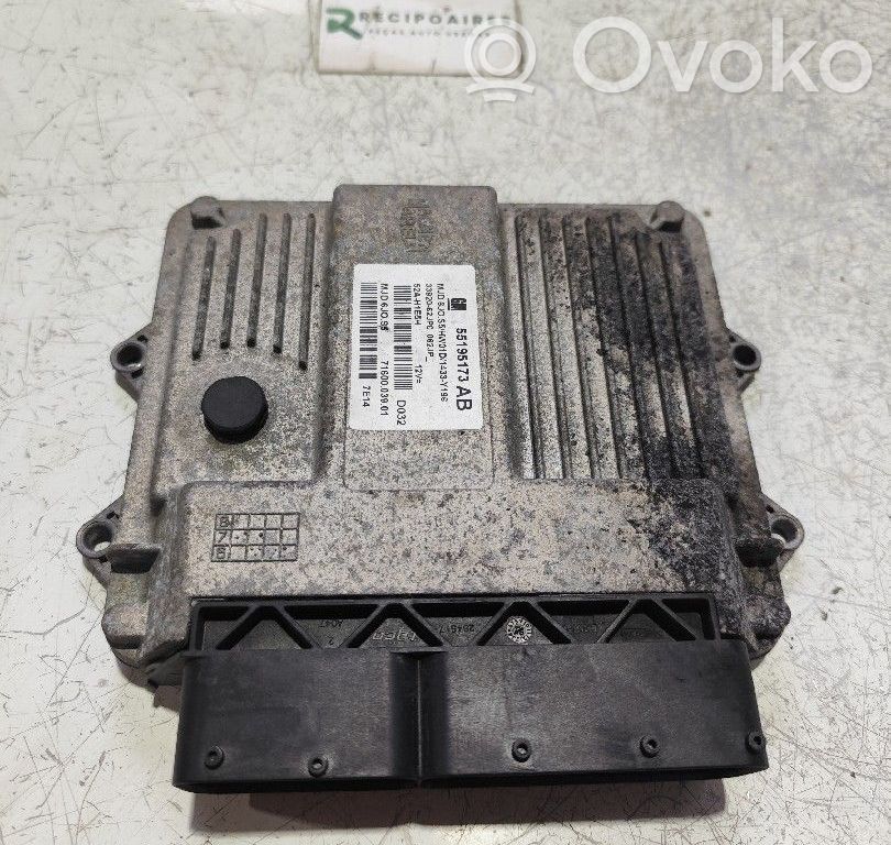 Unidad de control/módulo del motor   55195173,55195173AB,MJD6JOS5