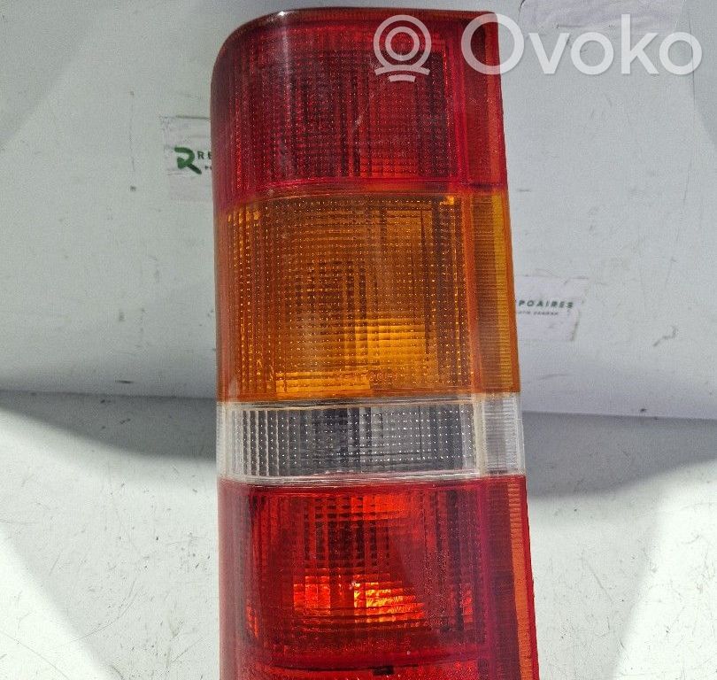 Tailgate rear/tail lights   014311918LR