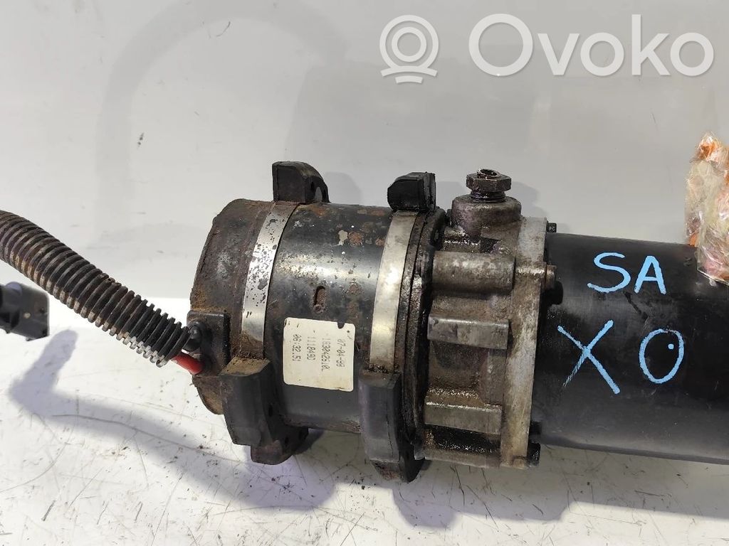 Ohjaustehostimen pumppu   183042610L
