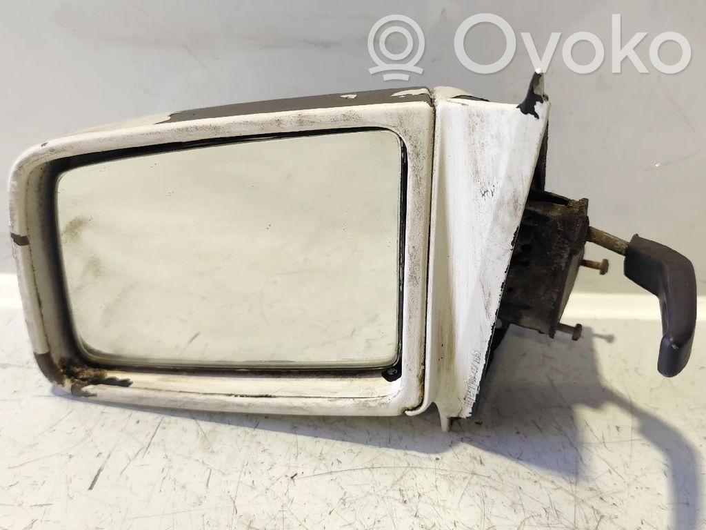 Opel Kadett E Espejo lateral eléctrico de la puerta delantera 
