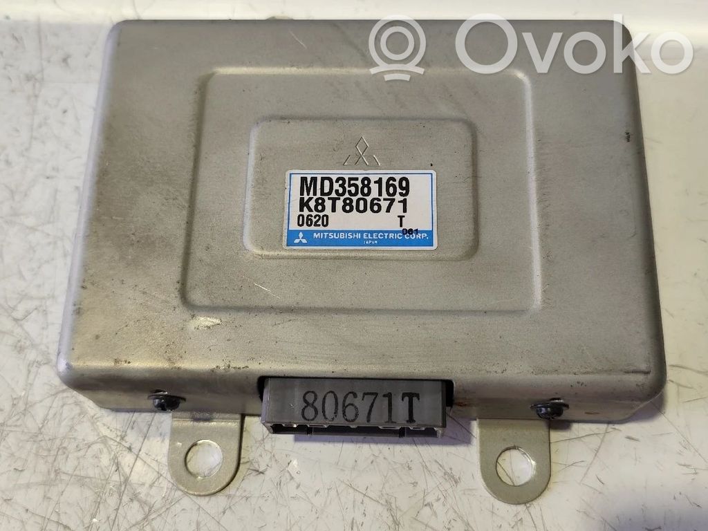 Mitsubishi L400, Space Gear Unidad de control/módulo del motor 