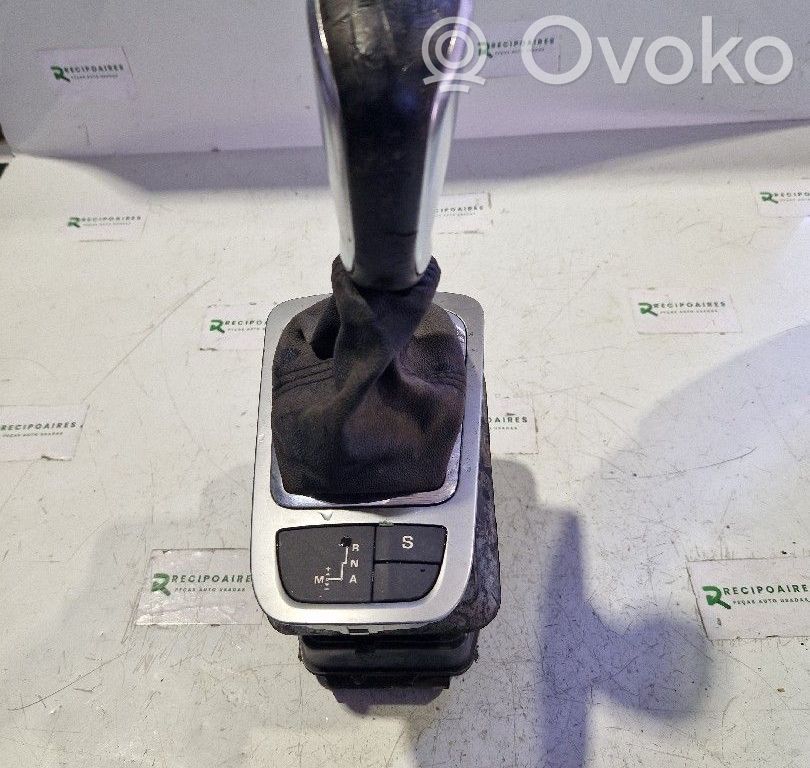 Gear shifter/selector   9675747580