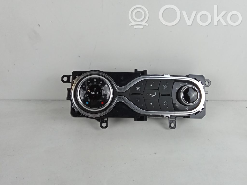 Renault Clio IV Climate control unit 